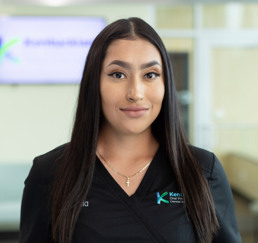 KOMS/DEV/about staff-sintia-frontdesk